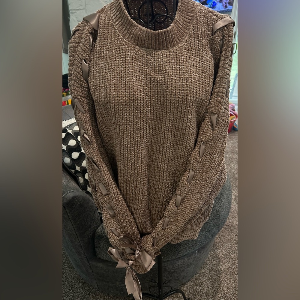 Mocha Knit Sweater with Ribbon Details super soft. Size XL NWOT